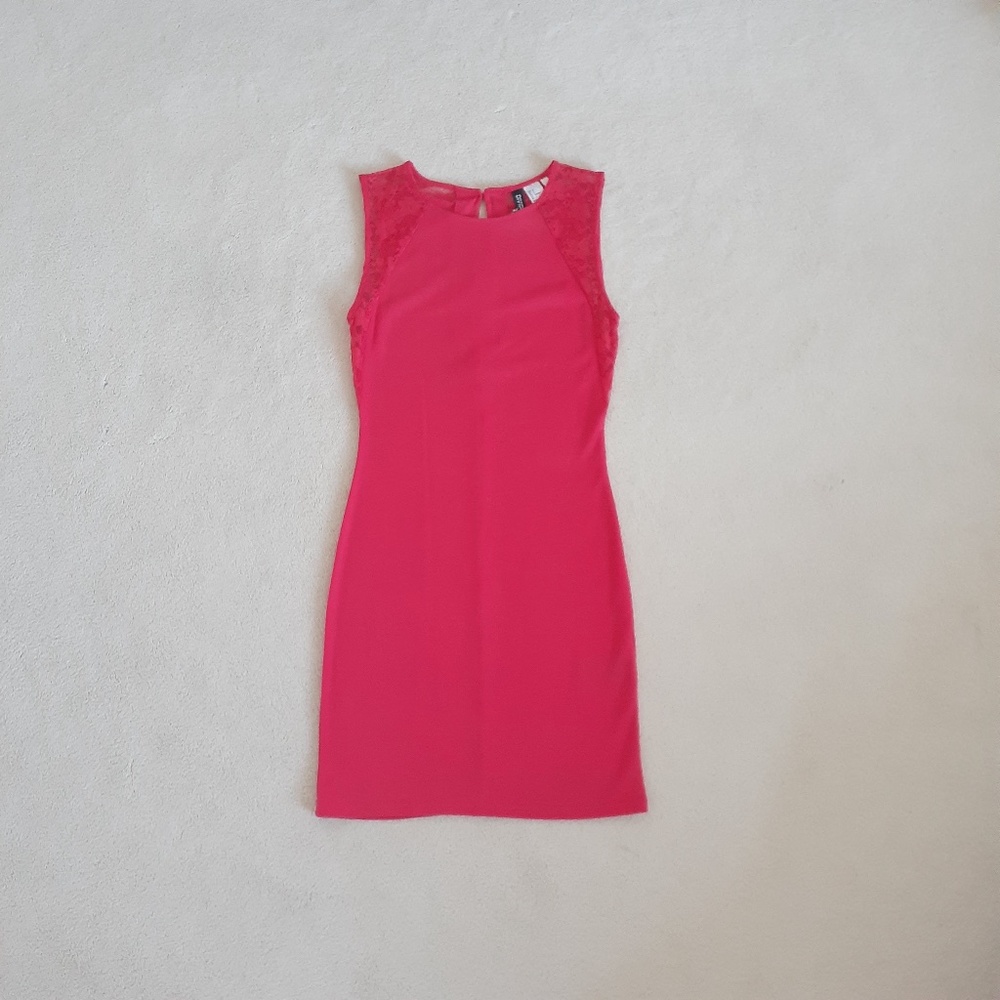 H&M Bodycon Dress with Lace detail